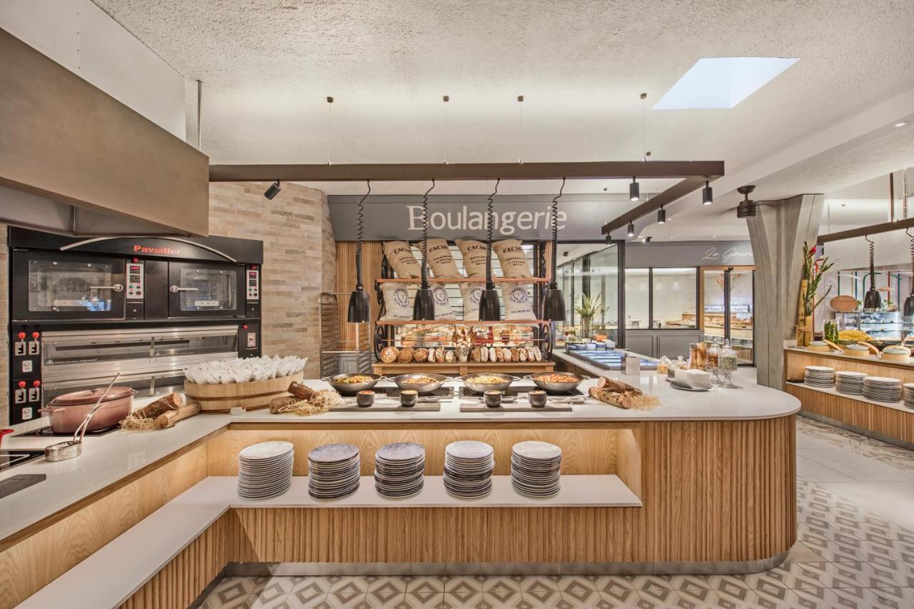 Constance Belle Mare Plage Bagian luar foto The Bakery