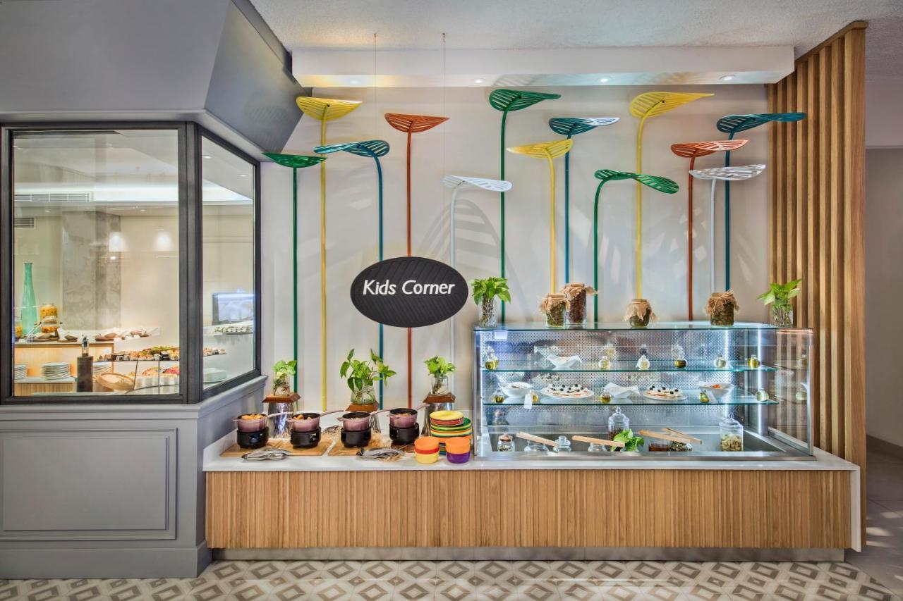 Constance Belle Mare Plage Bagian luar foto Kids Corner at the hotel