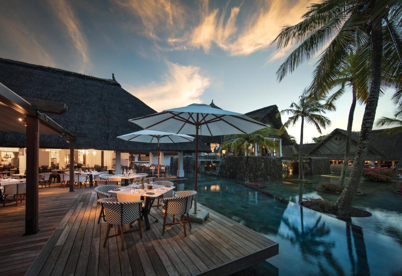 Constance Belle Mare Plage Bagian luar foto The Deck