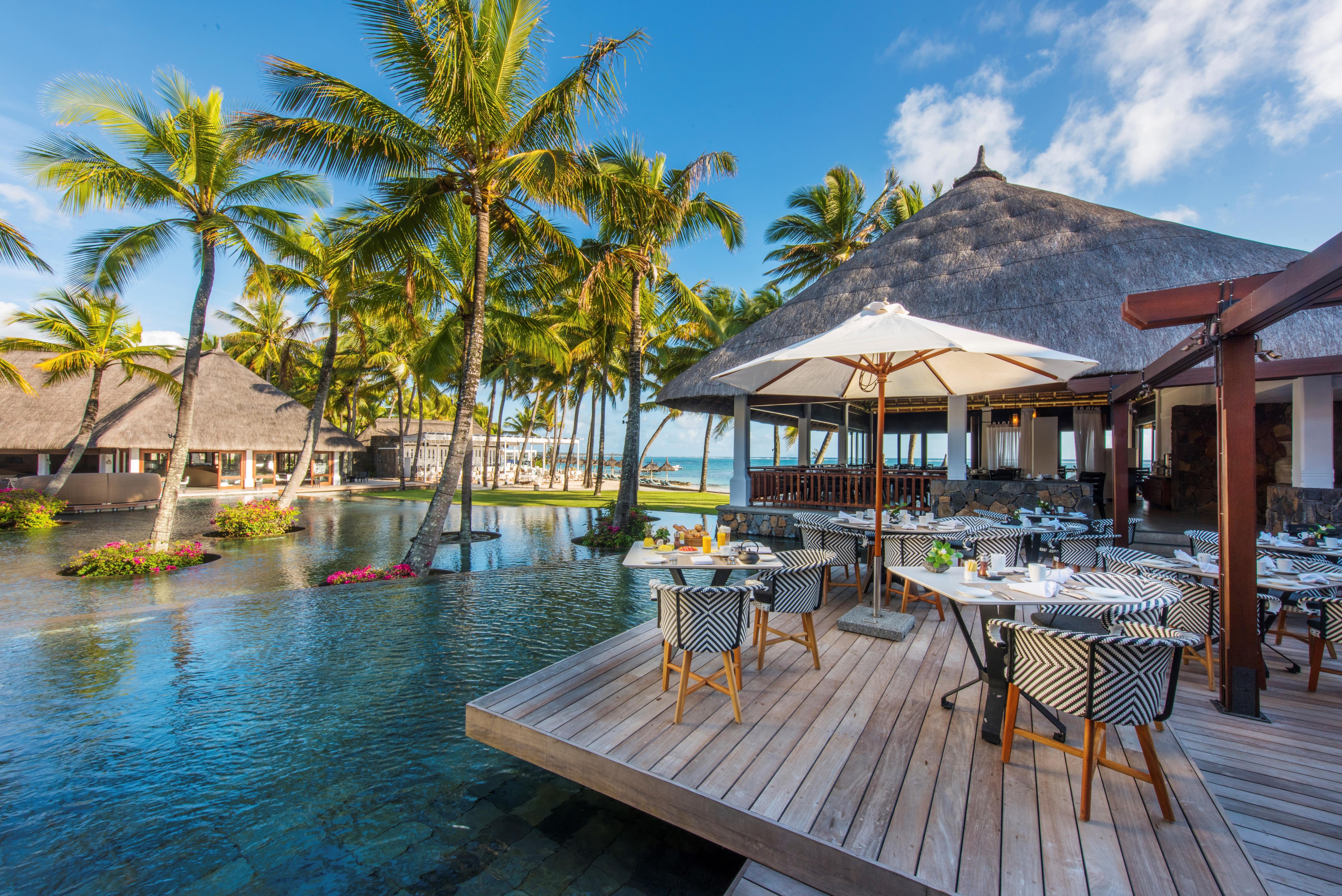 Constance Belle Mare Plage Bagian luar foto The Beach Bar