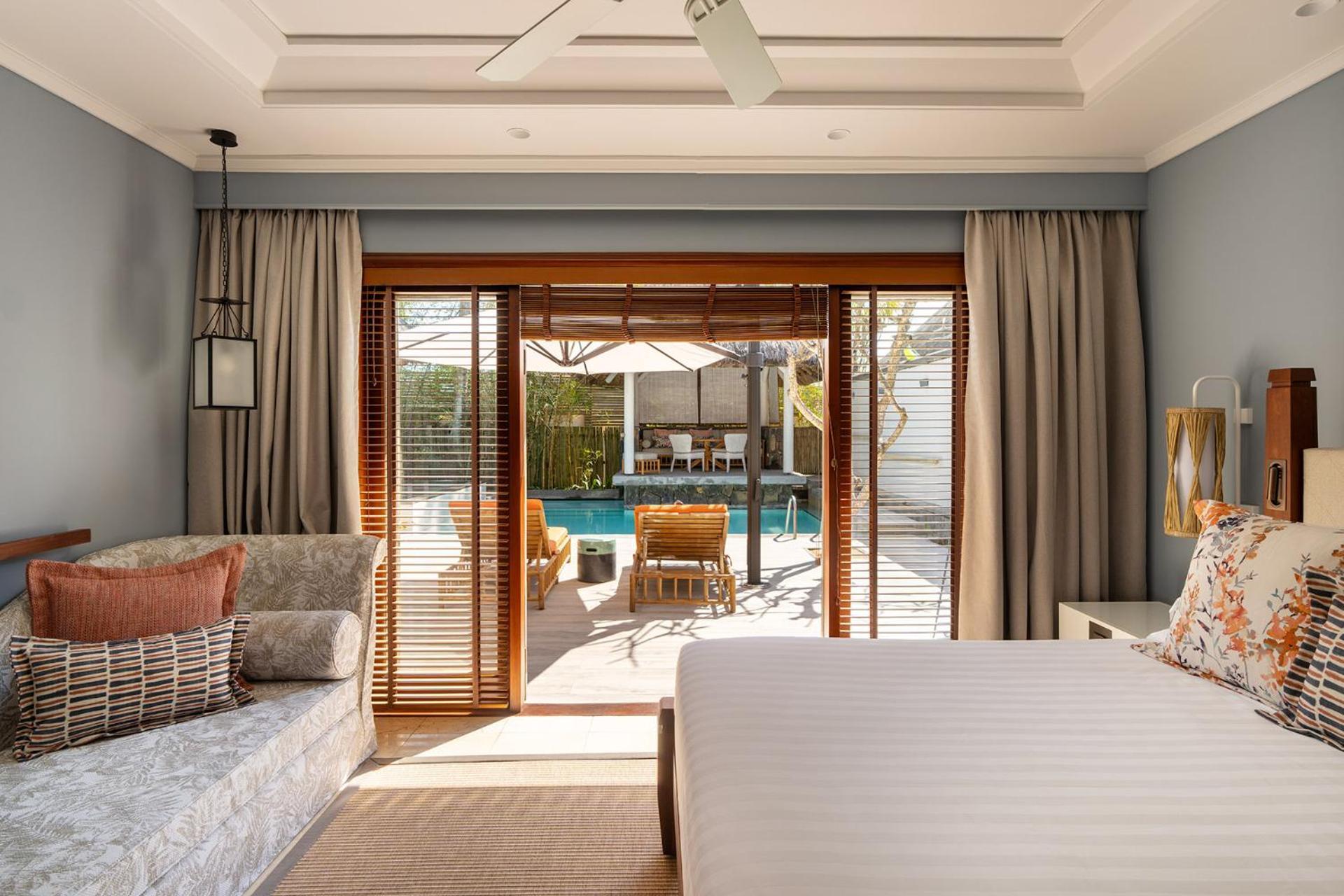 Constance Belle Mare Plage Bagian luar foto A room at the hotel
